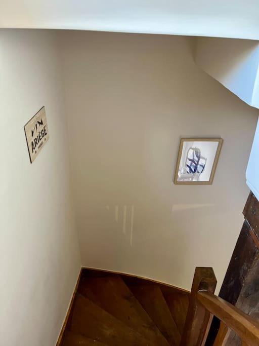 La Petite Ourse Maison De Village A Oust 외부 사진