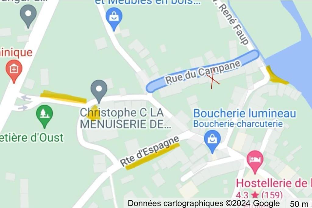 La Petite Ourse Maison De Village A Oust 외부 사진