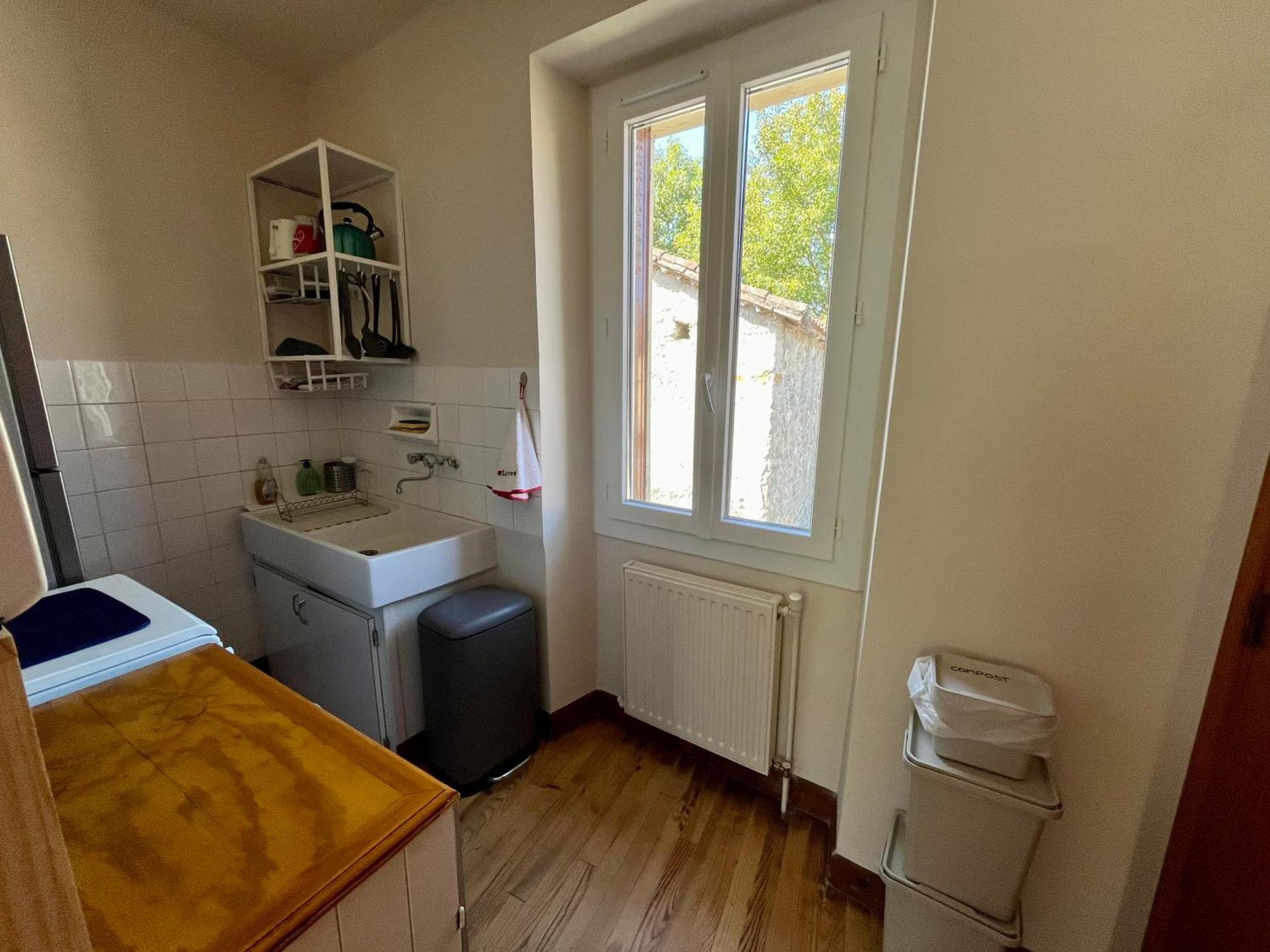 La Petite Ourse Maison De Village A Oust 외부 사진